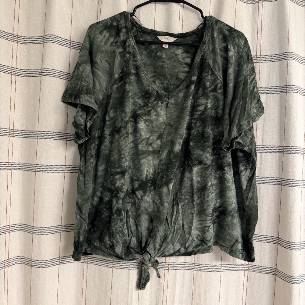 Terra & Sky Green Tie-Dye V-Neck Top
